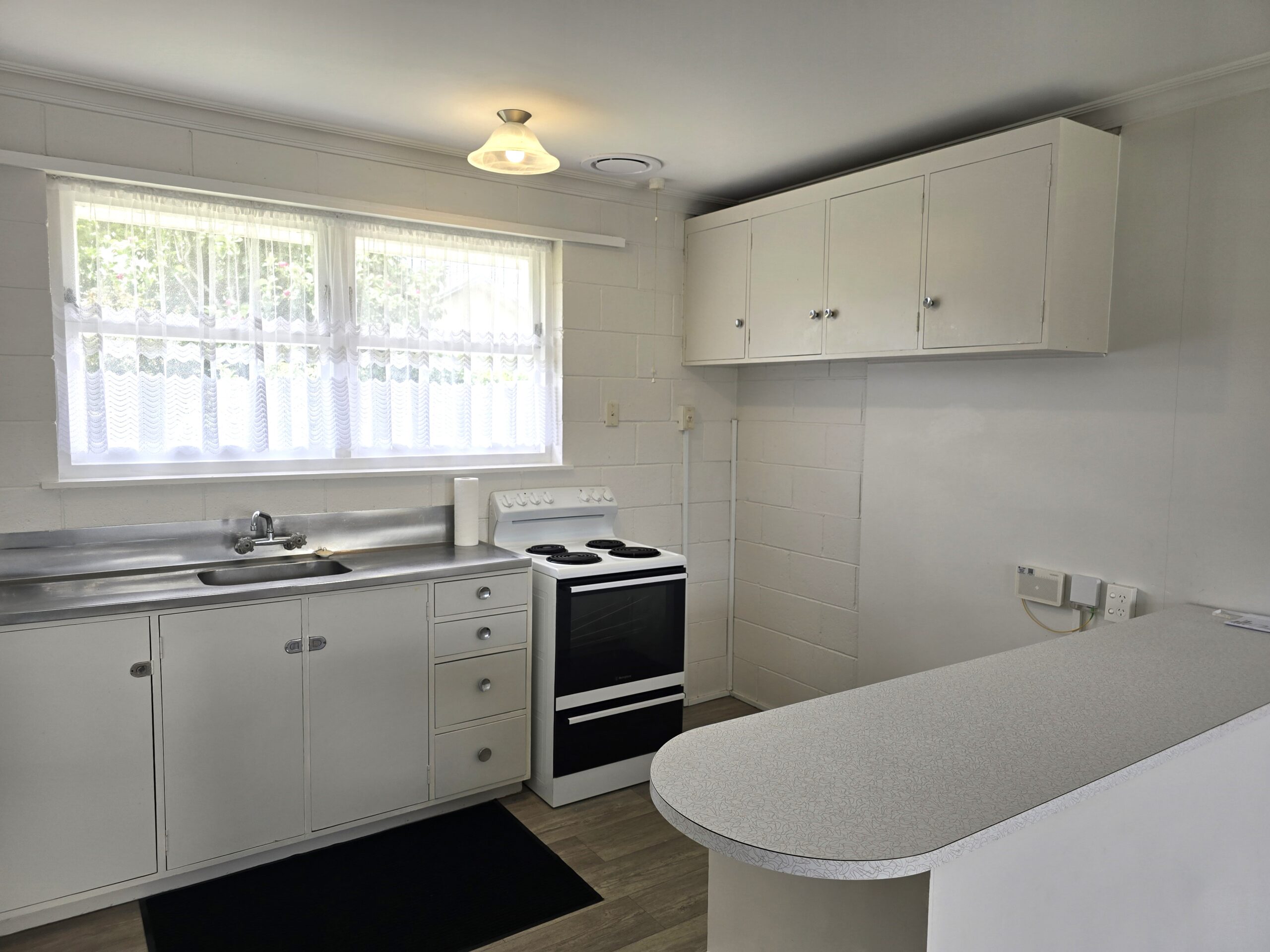 Property - Kitchen 1 Scaled   Evans Property Management - Evans Property Management