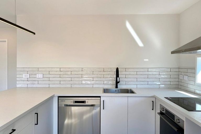 Property - Main Kitchen   Evans Property Management - Evans Property Management