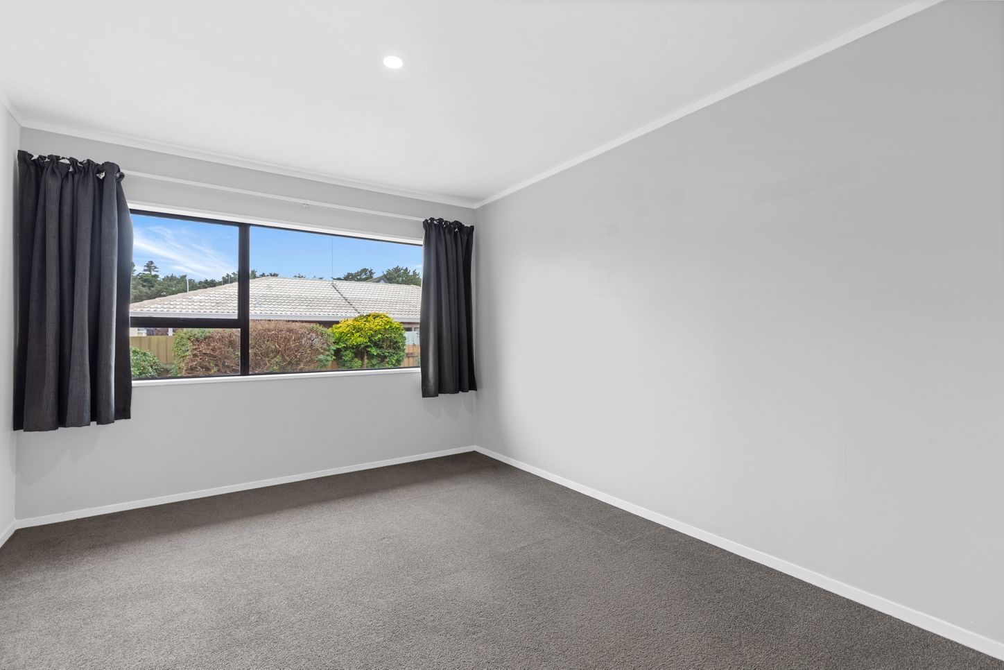 Property - BED 2 DIFF VIEW   Evans Property Management - Evans Property Management