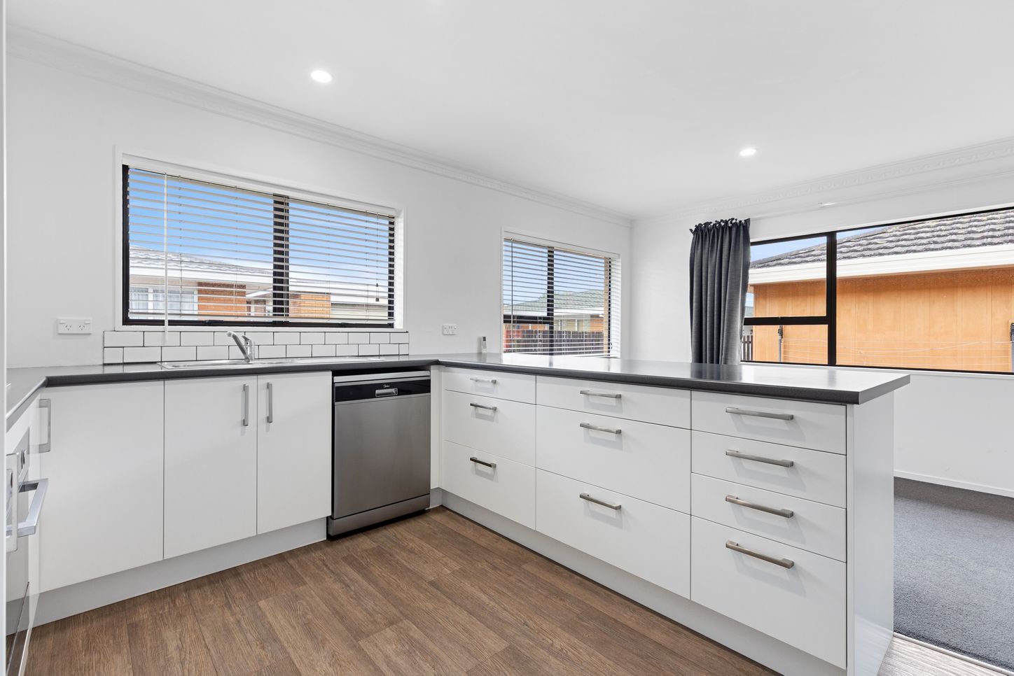 Property - KITCHEN 2 Copy   Evans Property Management - Evans Property Management