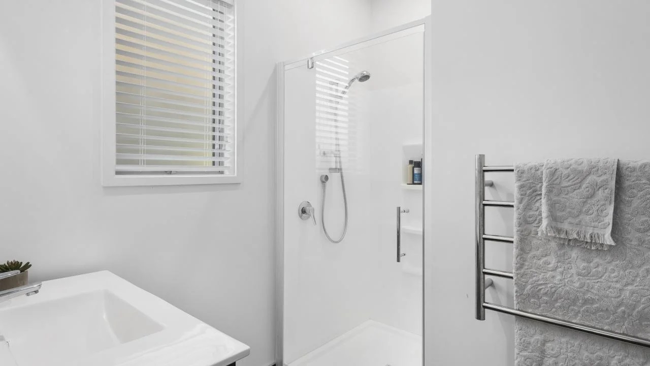 Property - Bathroom   Evans Property Management - Evans Property Management