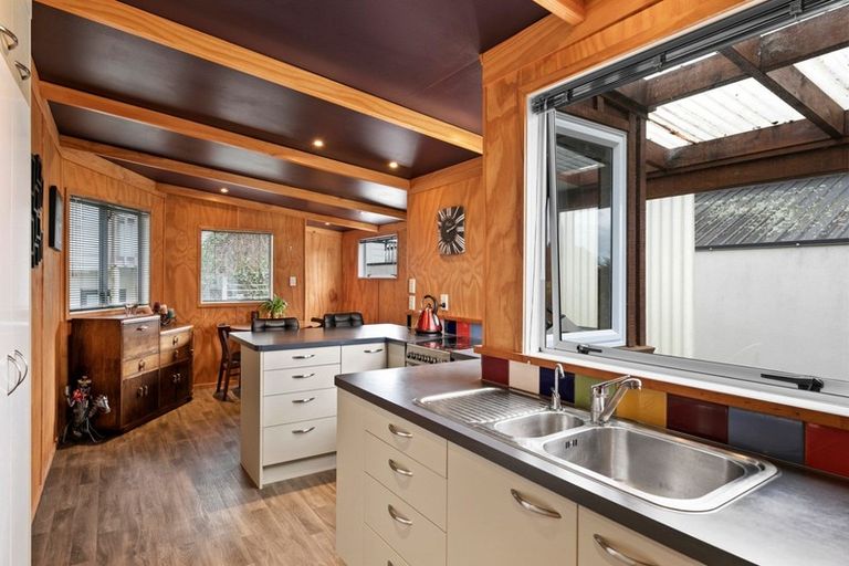 Property - Kitchen Dining 1 Evans Property Management - Evans Property Management