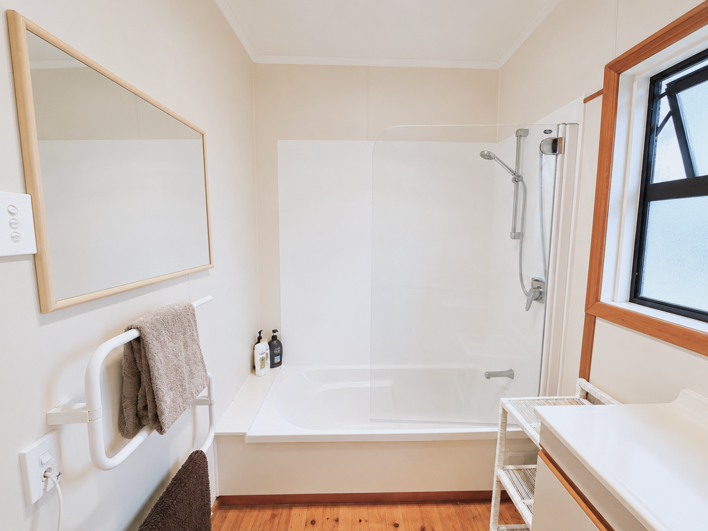 Property - Bathroom 2 Edited   Evans Property Management - Evans Property Management