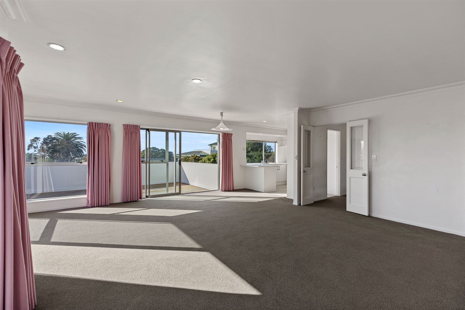 Property - LOUNGE AND DINING   Evans Property Management - Evans Property Management