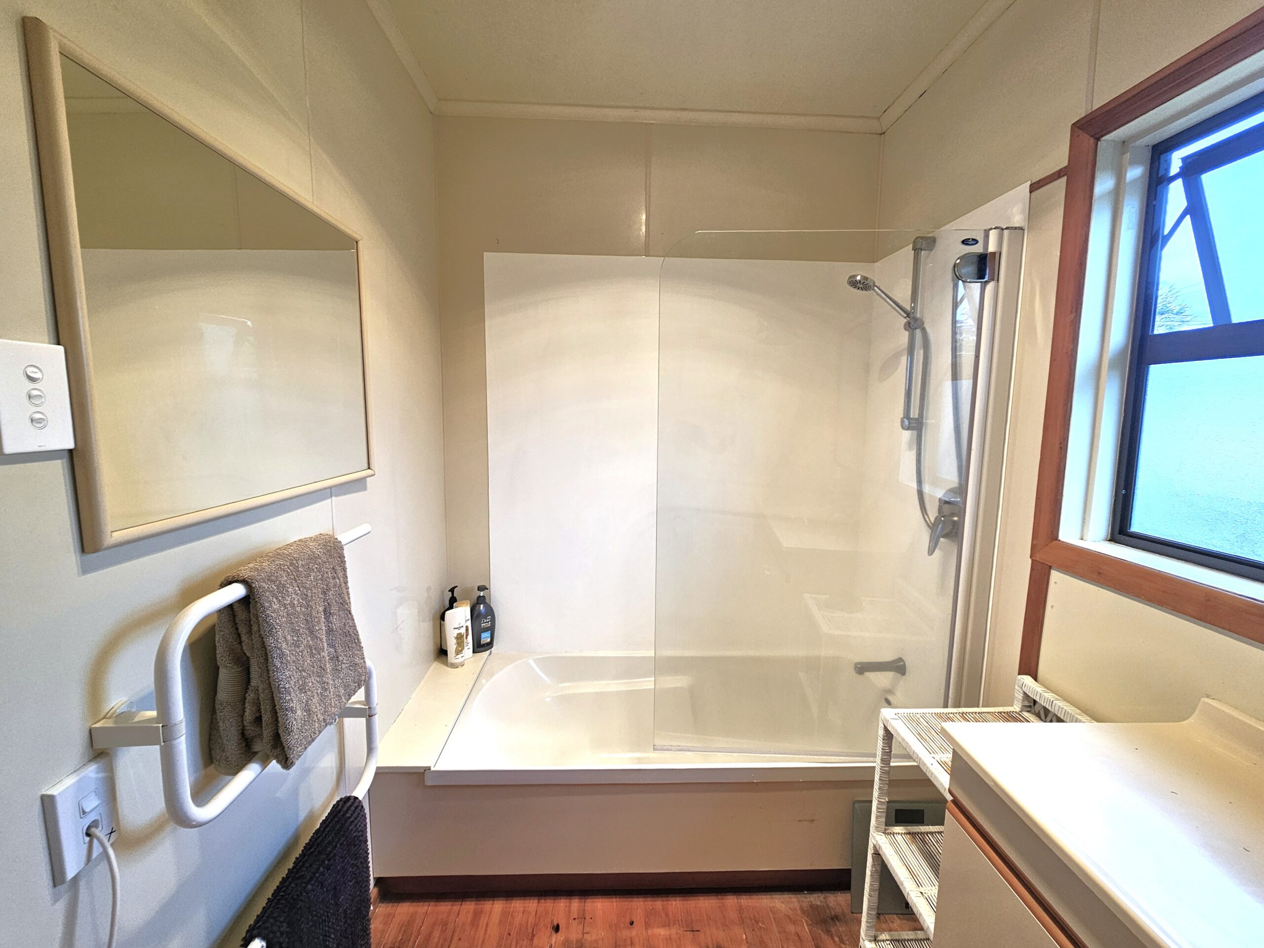 Property - Bathroom 2 Scaled   Evans Property Management - Evans Property Management