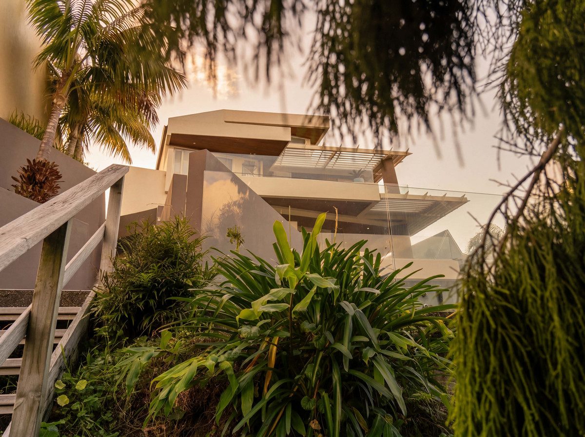 Property - Steps To Exterior   Evans Property Management - Evans Property Management