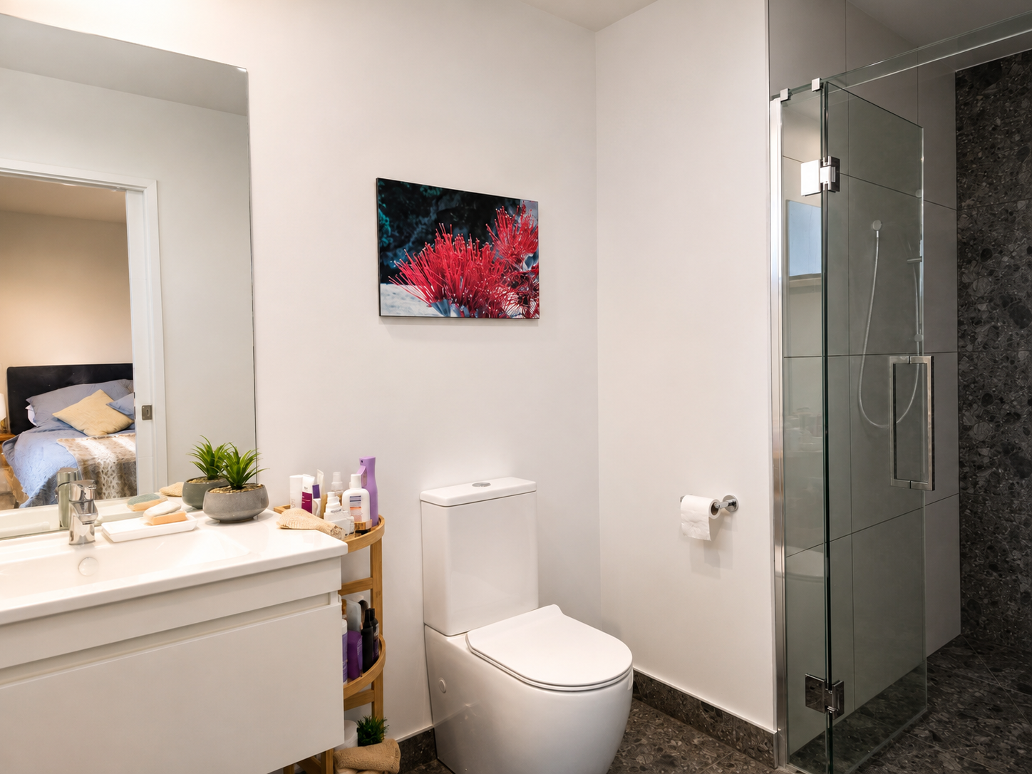 Property - Ensuite   Evans Property Management - Evans Property Management