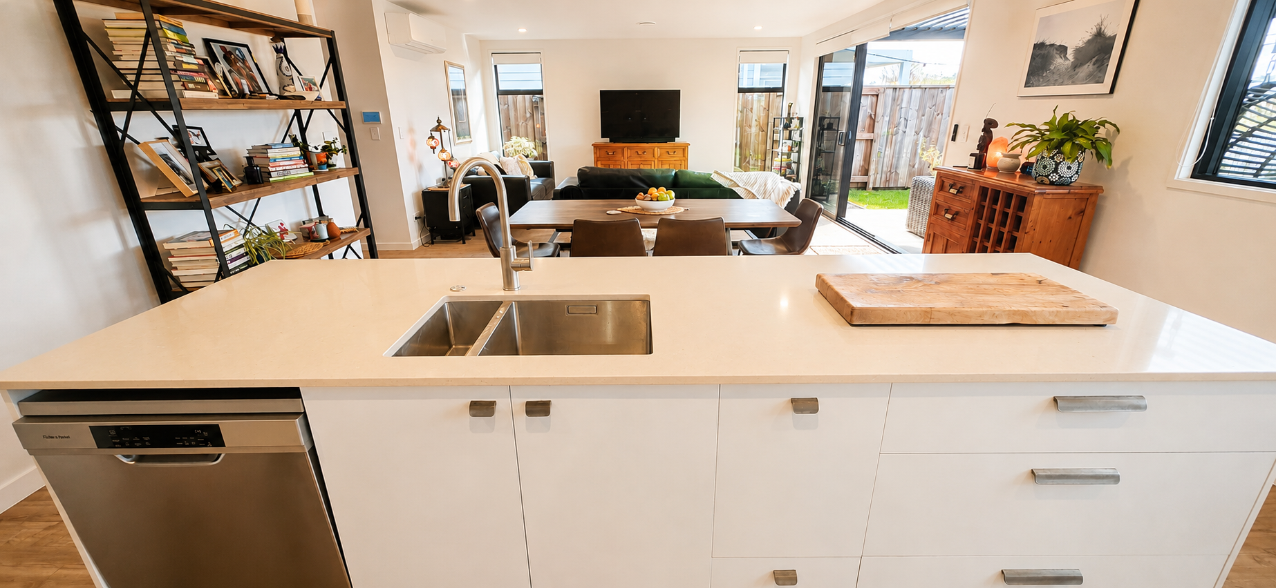 Property - Kitchen Dining Lounge   Evans Property Management - Evans Property Management