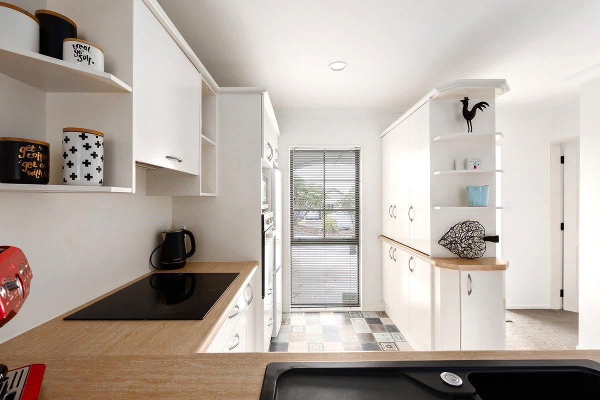 Property - Kitchen 2 1   Evans Property Management - Evans Property Management