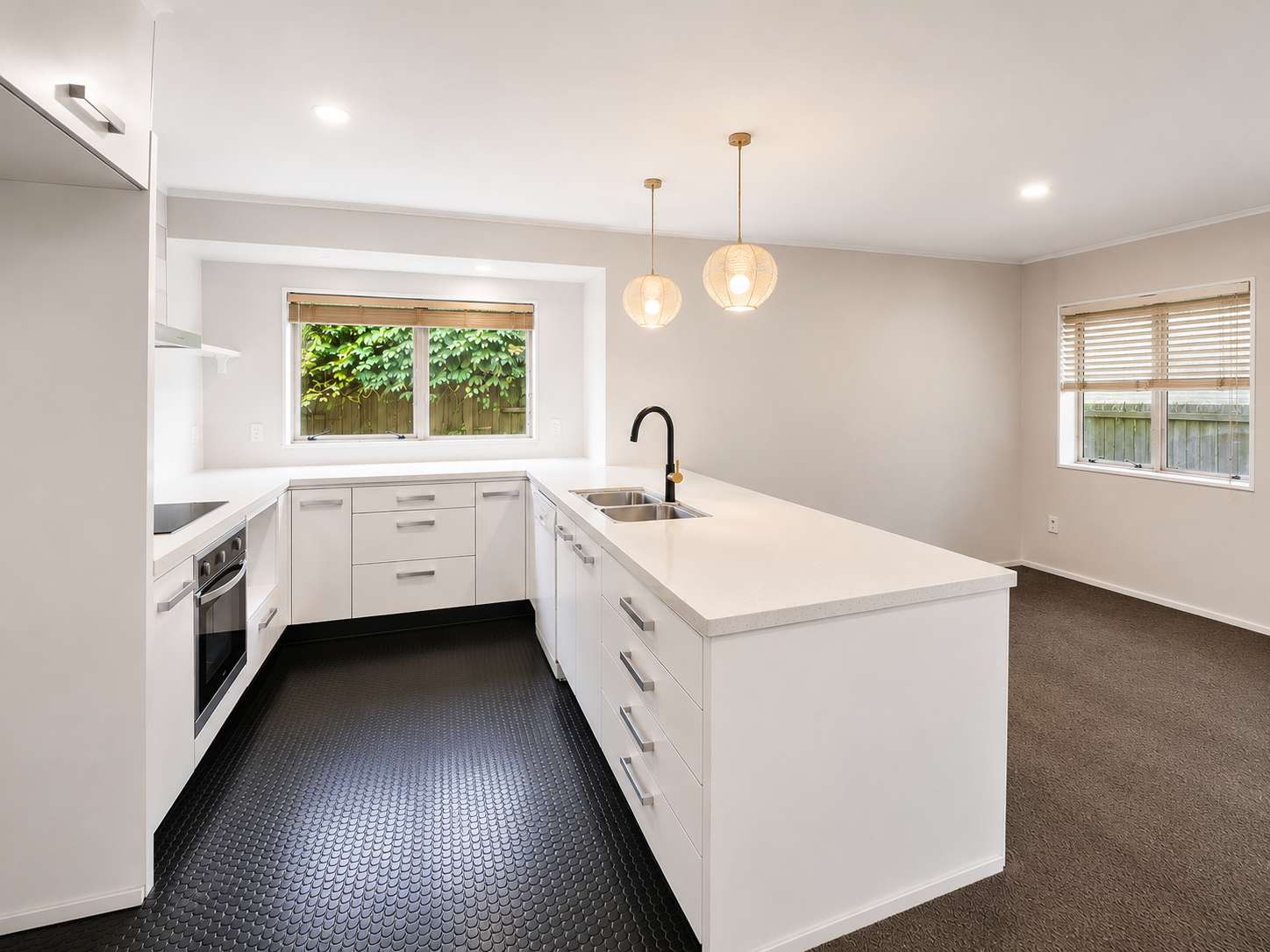 Property - Kitchen Dining 2   Evans Property Management - Evans Property Management