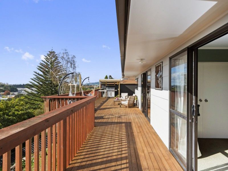Property - Rear Deck 2   Evans Property Management - Evans Property Management
