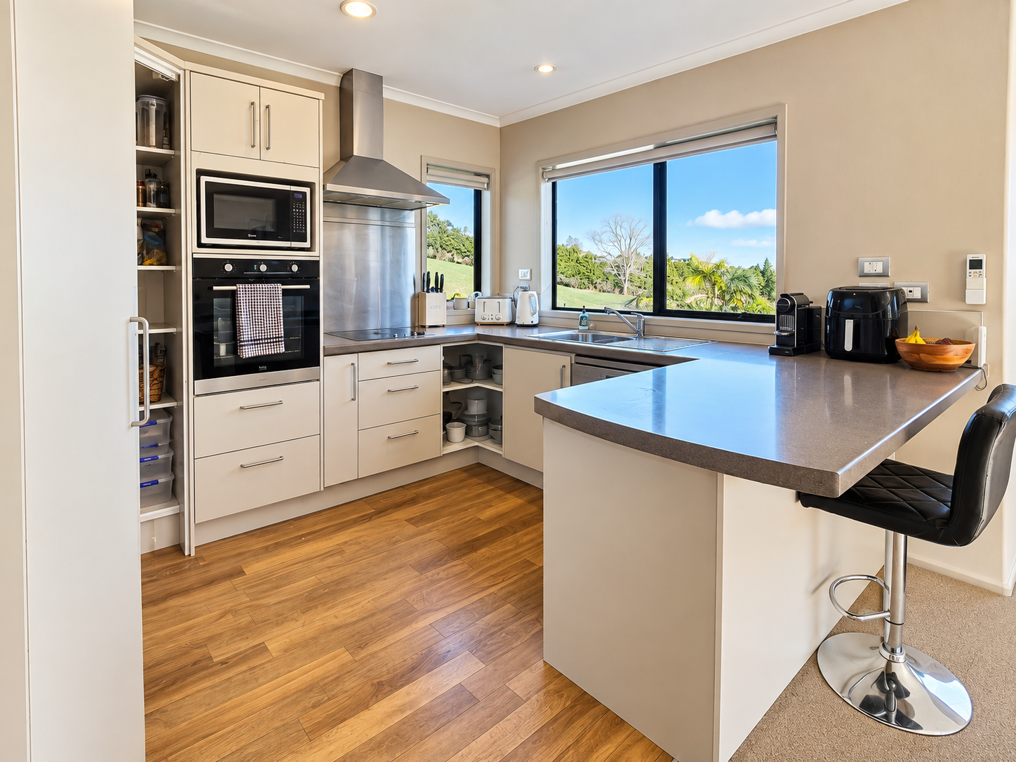 Property - Kitchen 1   Evans Property Management - Evans Property Management